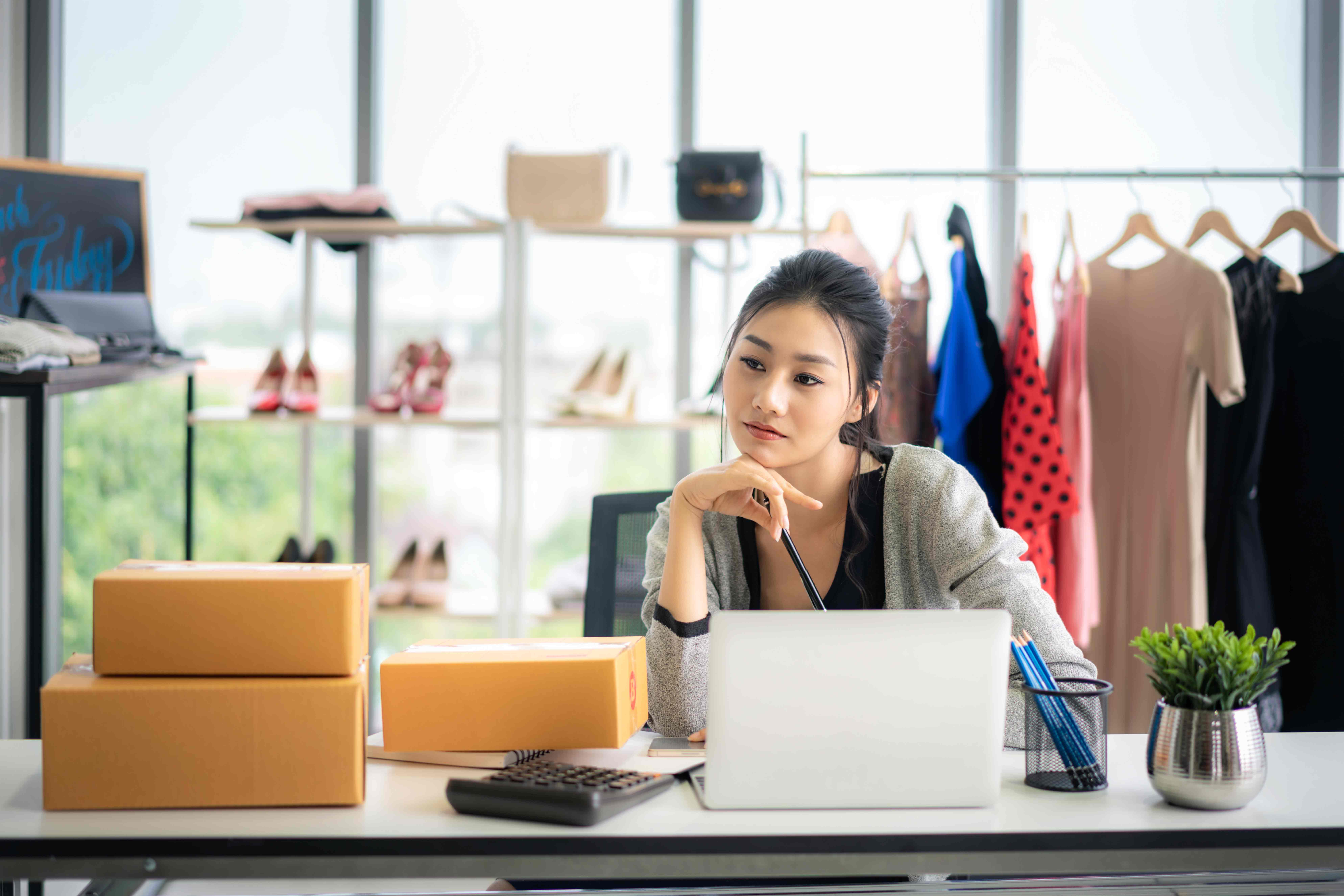 Women watching laptop